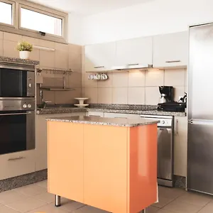 https://casa-medano-apartment-in-front-of-the-beach.tenerifehoteles.net